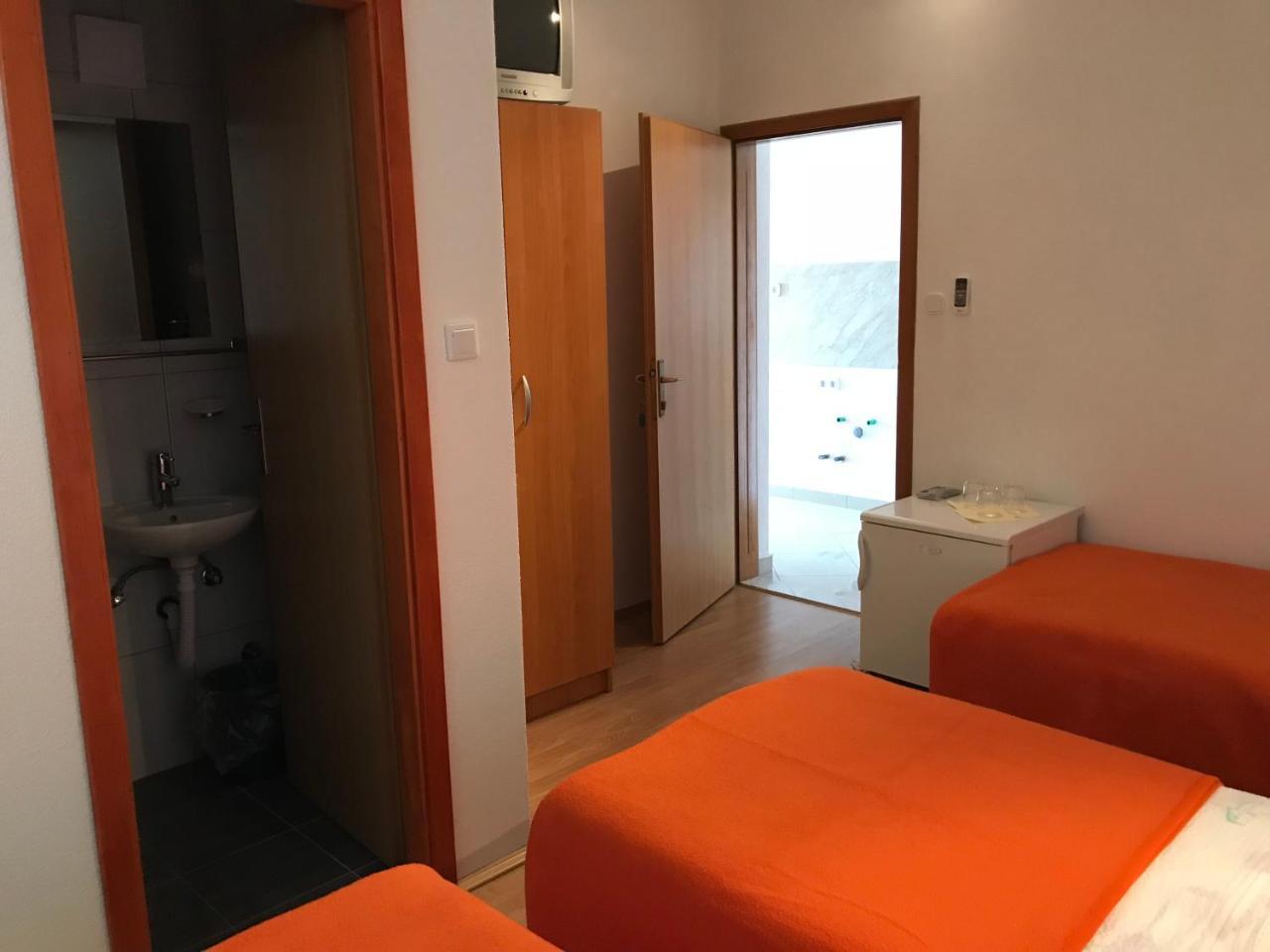 Room Ivana Неум Екстериор снимка